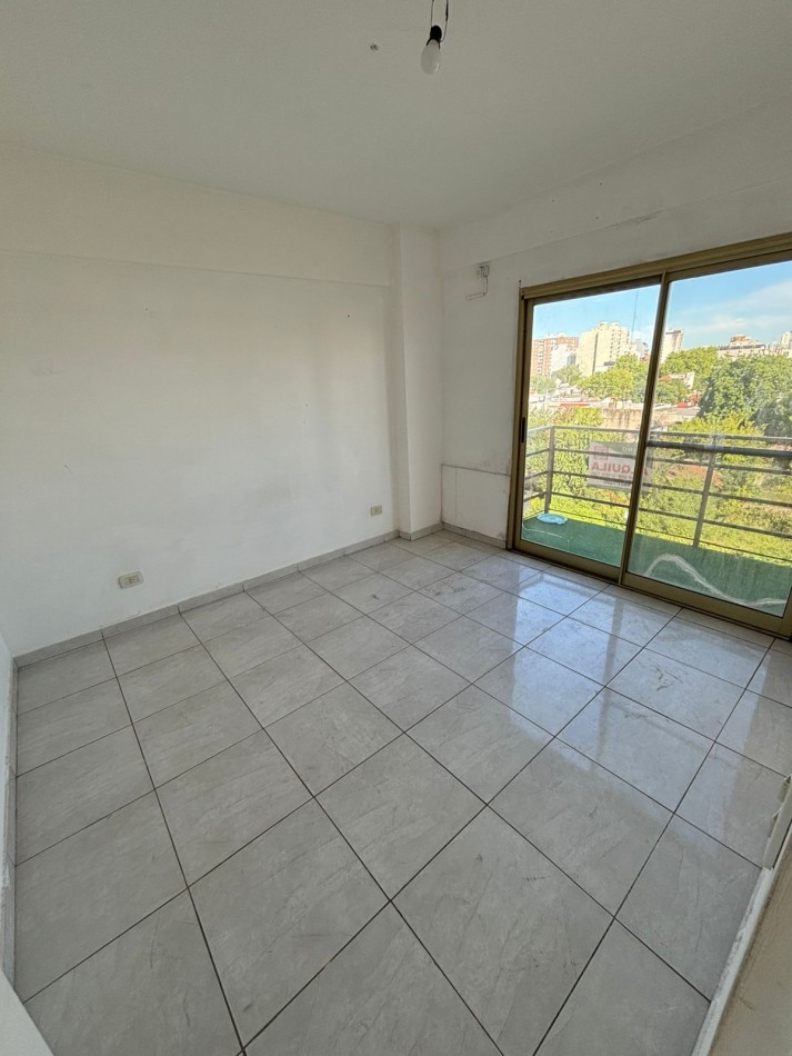 DEPARTAMENTO 3 AMBIENTES CON COCHERA EN VENTA SAN MIGUEL 