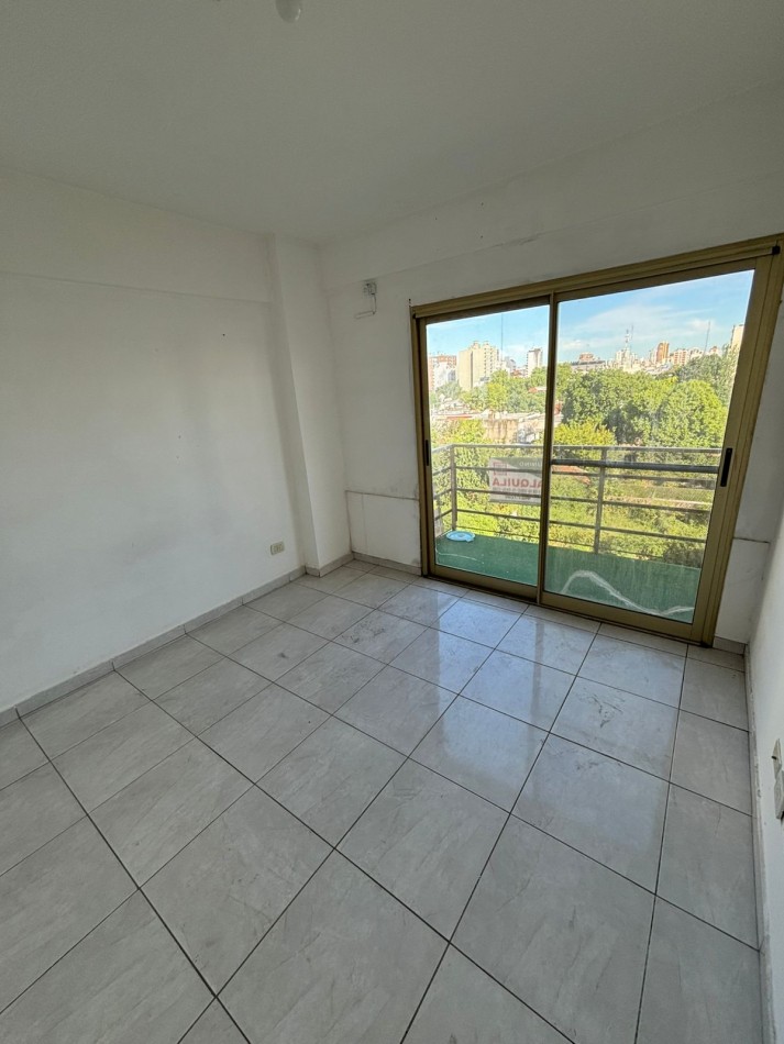 DEPARTAMENTO 3 AMBIENTES CON COCHERA EN VENTA SAN MIGUEL 