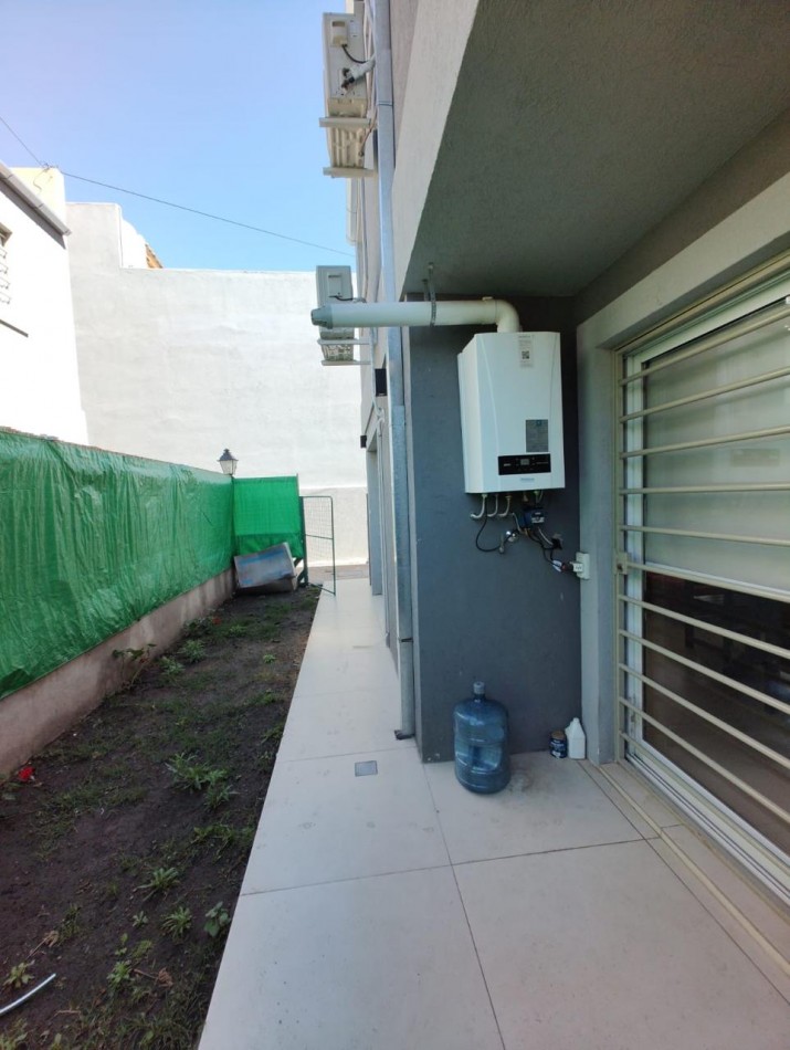 DUPLEX 3 AMBIENTES CON COCHERA 