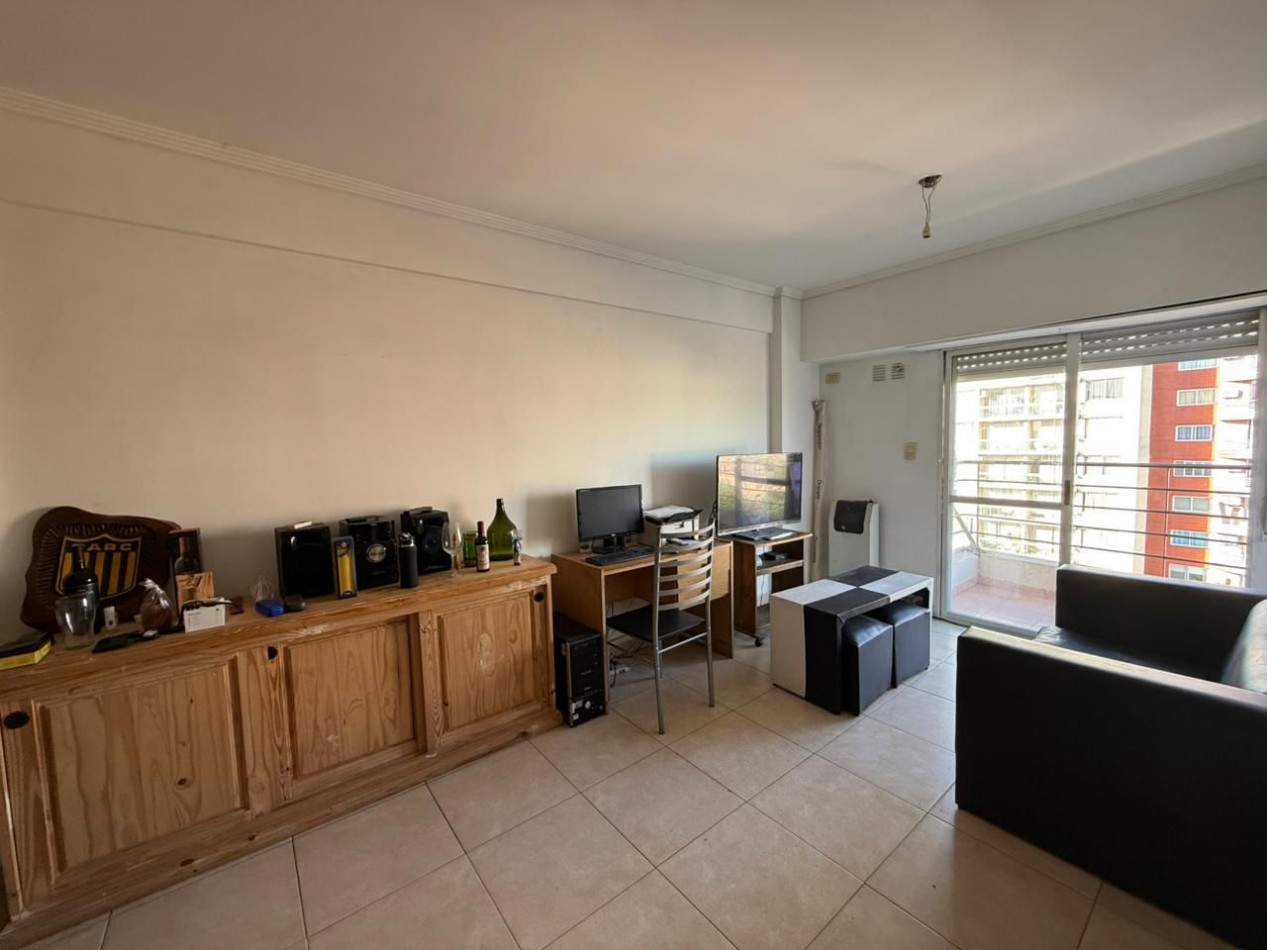 DOS AMBIENTES CON COCHERA 