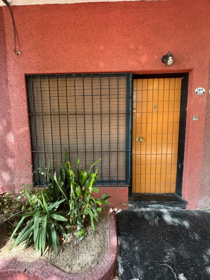 DOS AMBIENTES PLANTA BAJA EN VENTA 