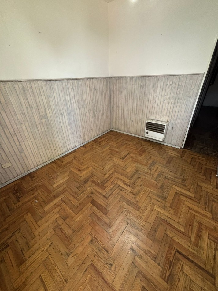 DOS AMBIENTES PLANTA BAJA EN VENTA 