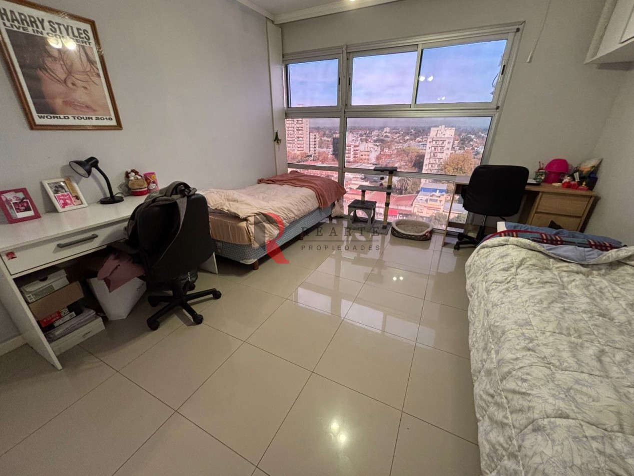 DEPARTAMENTO 3 AMBIENTES CON DOS COCHERA EN SAN MIGUEL 
