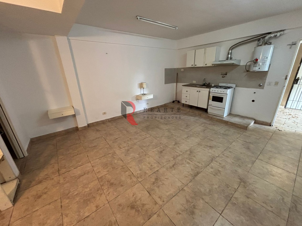 MONOAMBIENTE EN PLANTA BAJA  MUÑIZ 