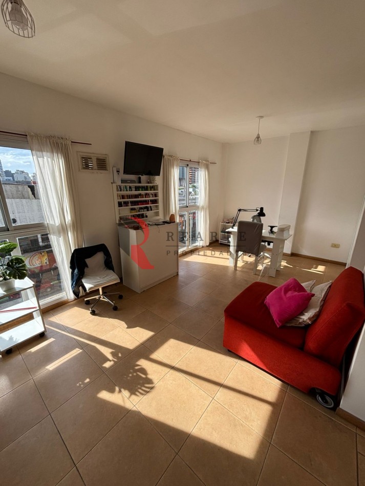 MONOAMBIENTE CON COCHERA EN VENTA 